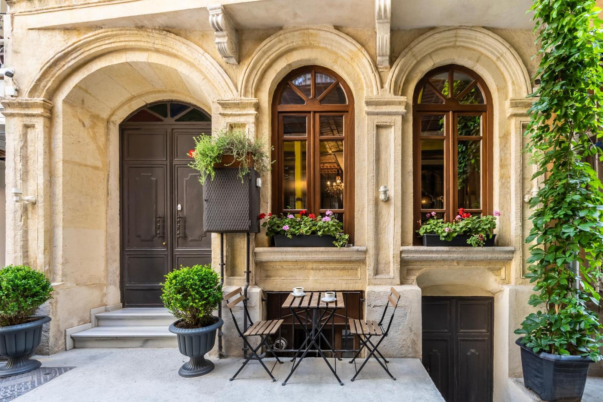Peranox Boutique Hotel Istanbul Exterior photo